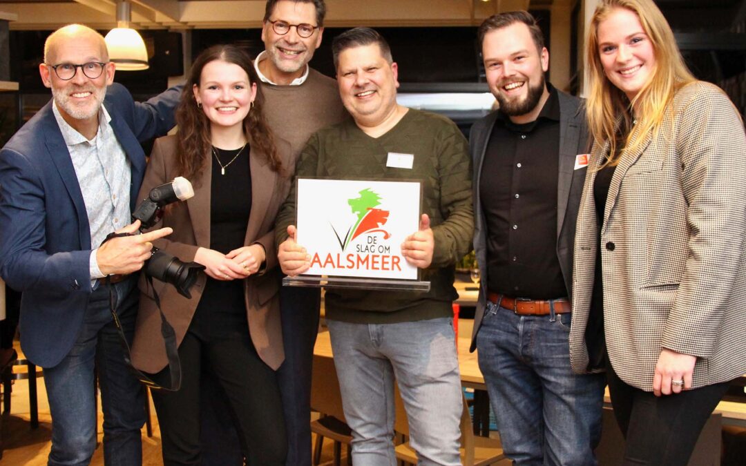 Lions cheque voor Stichting de Binding